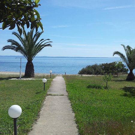 Afroditi Beach Gerakini Buitenkant foto
