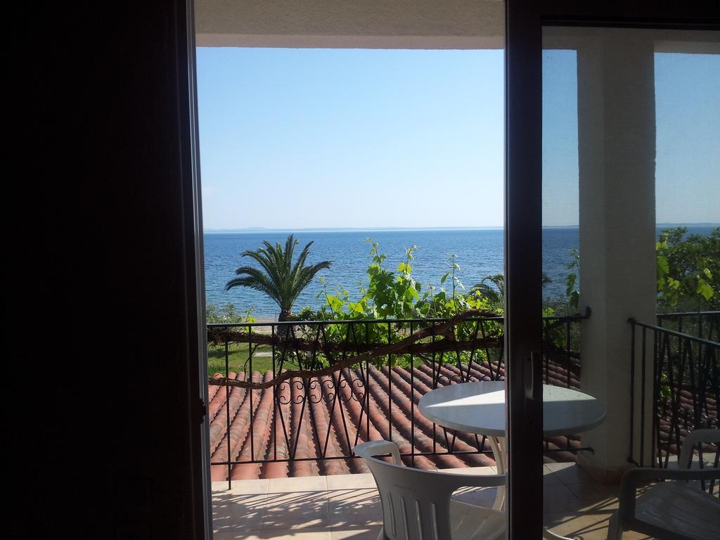 Afroditi Beach Gerakini Buitenkant foto